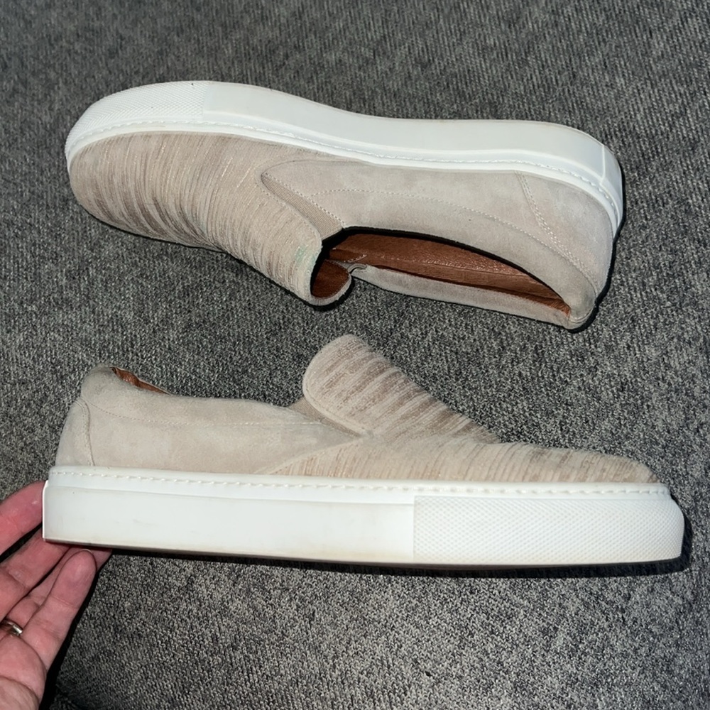 M. Gemi Sneakers EUC 8 - Picture 9 of 12
